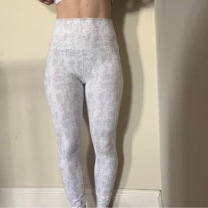 White patterned workout leggings